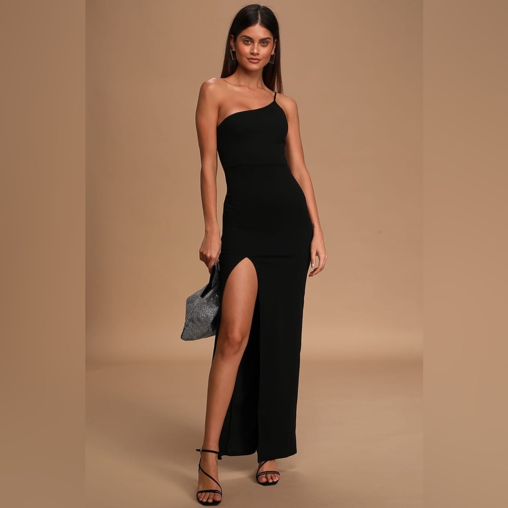 Keeper of My Heart Black One-Shoulder Maxi Dress | Lulus